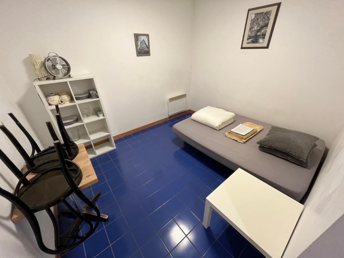 Studio T1 Cv - Calme Avec Cour Montpellier Exterior photo